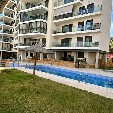 Luxurious, Newly-Renovated Large 2-Bedroom Condo By The Beach Бенідорм Екстер'єр фото