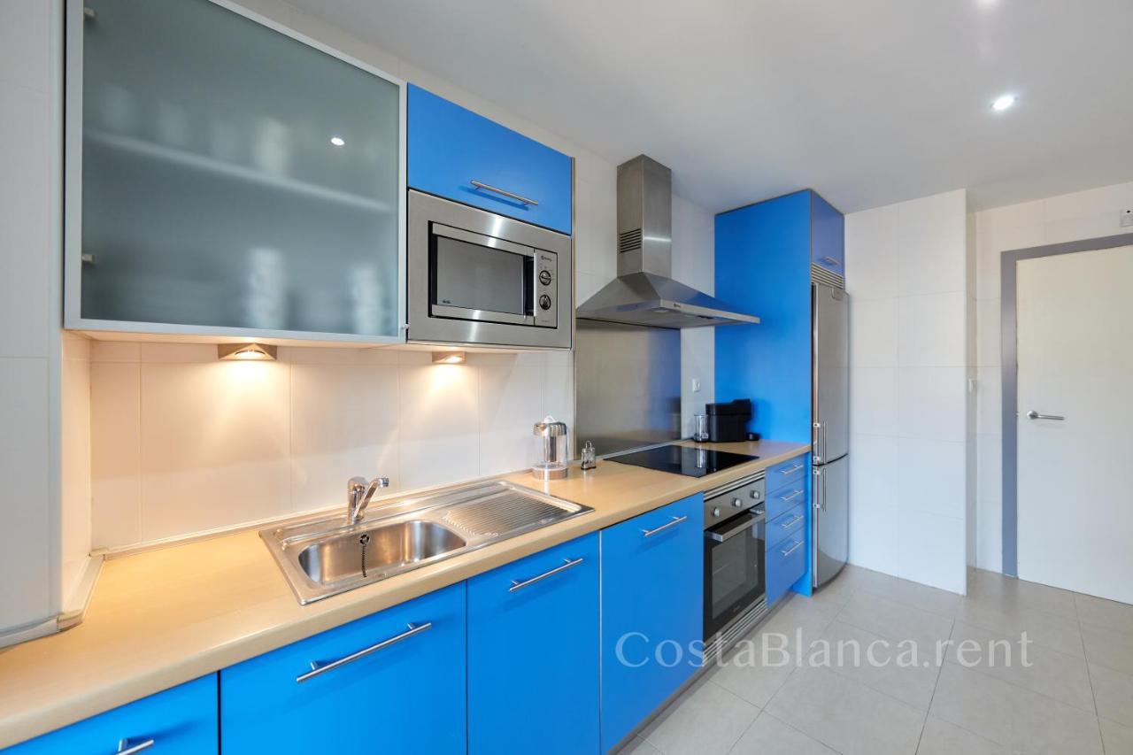 Luxurious, Newly-Renovated Large 2-Bedroom Condo By The Beach Бенідорм Екстер'єр фото